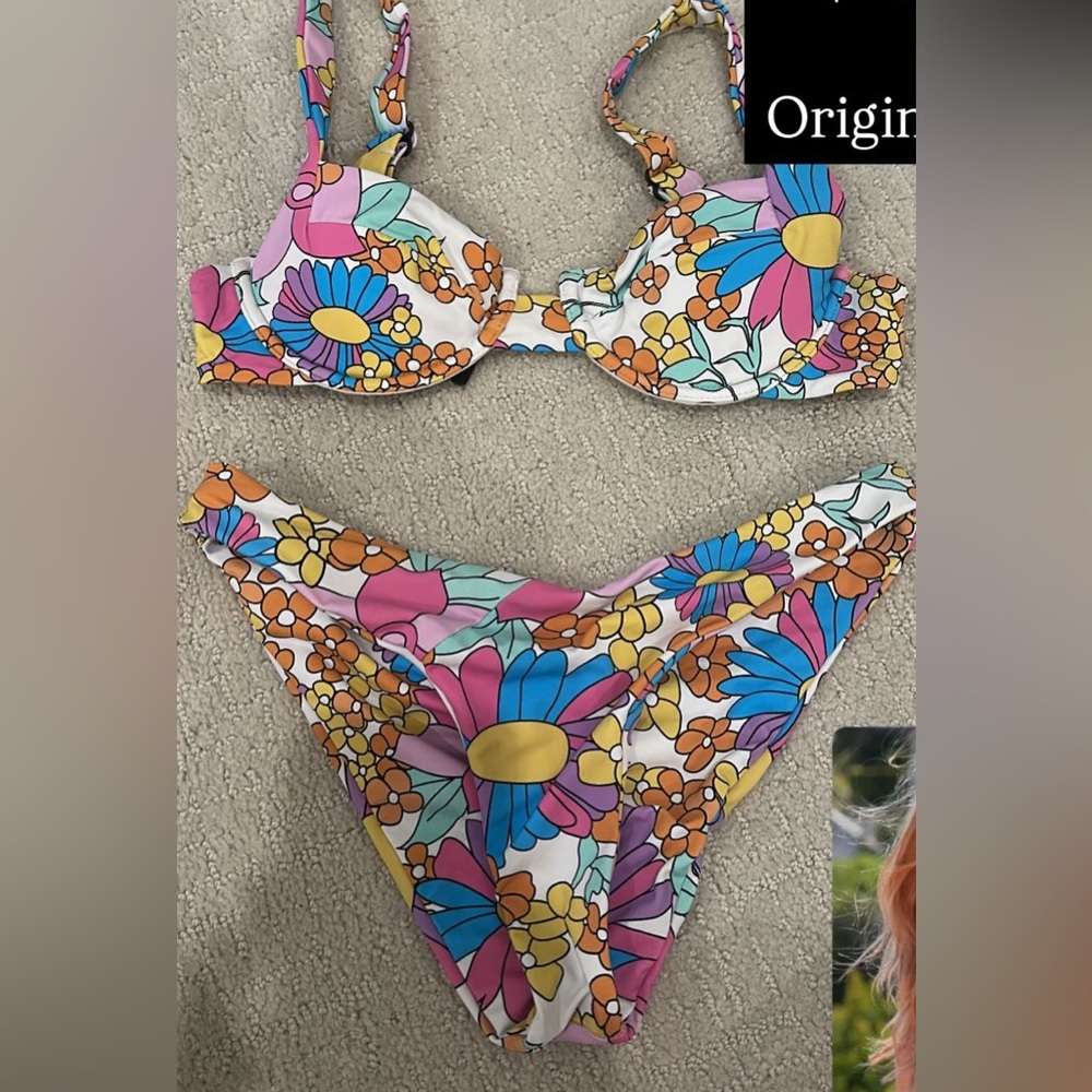 Vetchy Colorful Floral Bikini Set